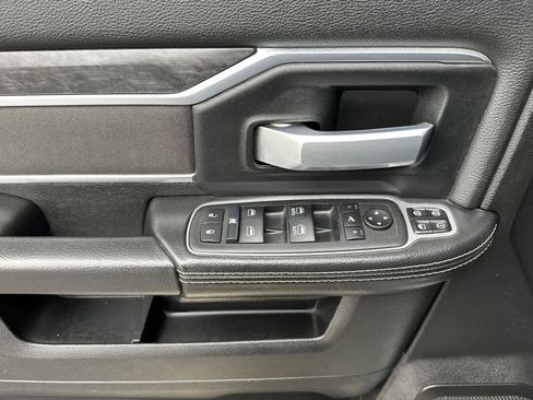 Used 2024 RAM 2500 Big Horn image 12