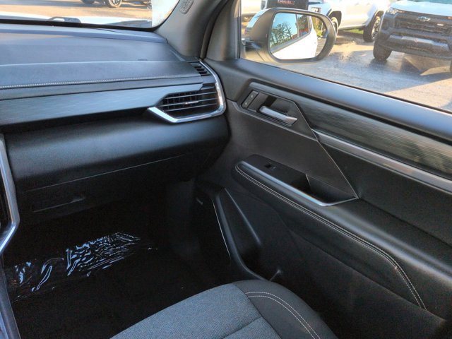 Used 2025 GMC Acadia Elevation FWD image 16