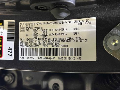 Used 2019 Toyota Tacoma SR5 image 28