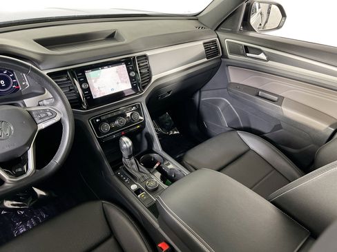 Used 2023 Volkswagen Atlas Cross Sport SEL R-Line image 24