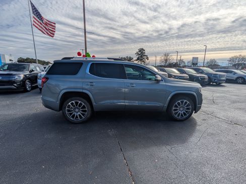 Used 2023 GMC Acadia Denali w/ Denali Ultimate Package image 27