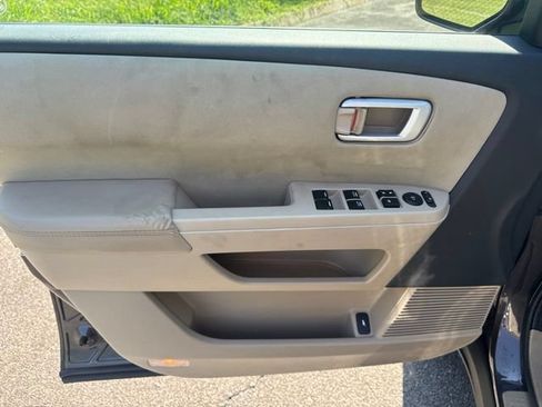 Used 2013 Honda Pilot LX image 16