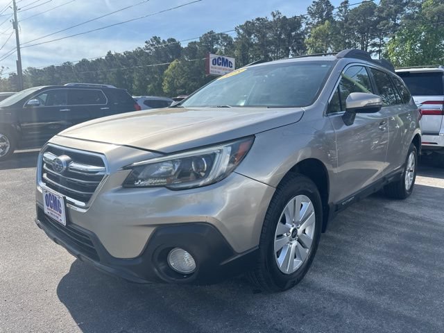 Used 2018 Subaru Outback 2.5i Premium AWD/4WD image 3