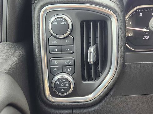 Used 2022 GMC Sierra 2500 Denali AWD/4WD image 26
