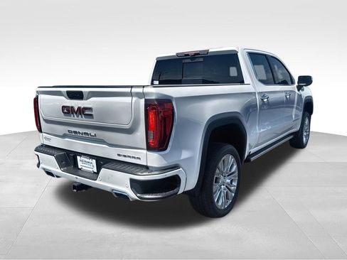 Used 2021 GMC Sierra 1500 Denali w/ Denali Ultimate Package AWD/4WD image 5