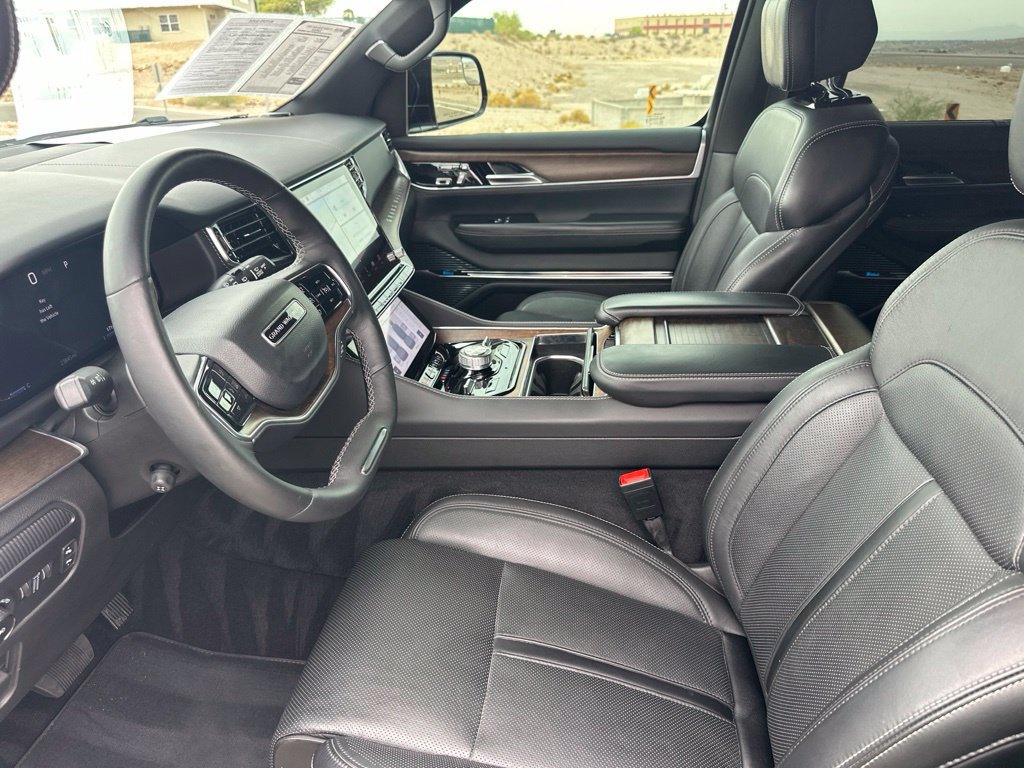 Used 2024 Jeep Grand Wagoneer Series I AWD/4WD image 14