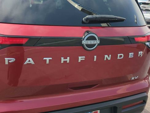 Used 2022 Nissan Pathfinder SV FWD image 9