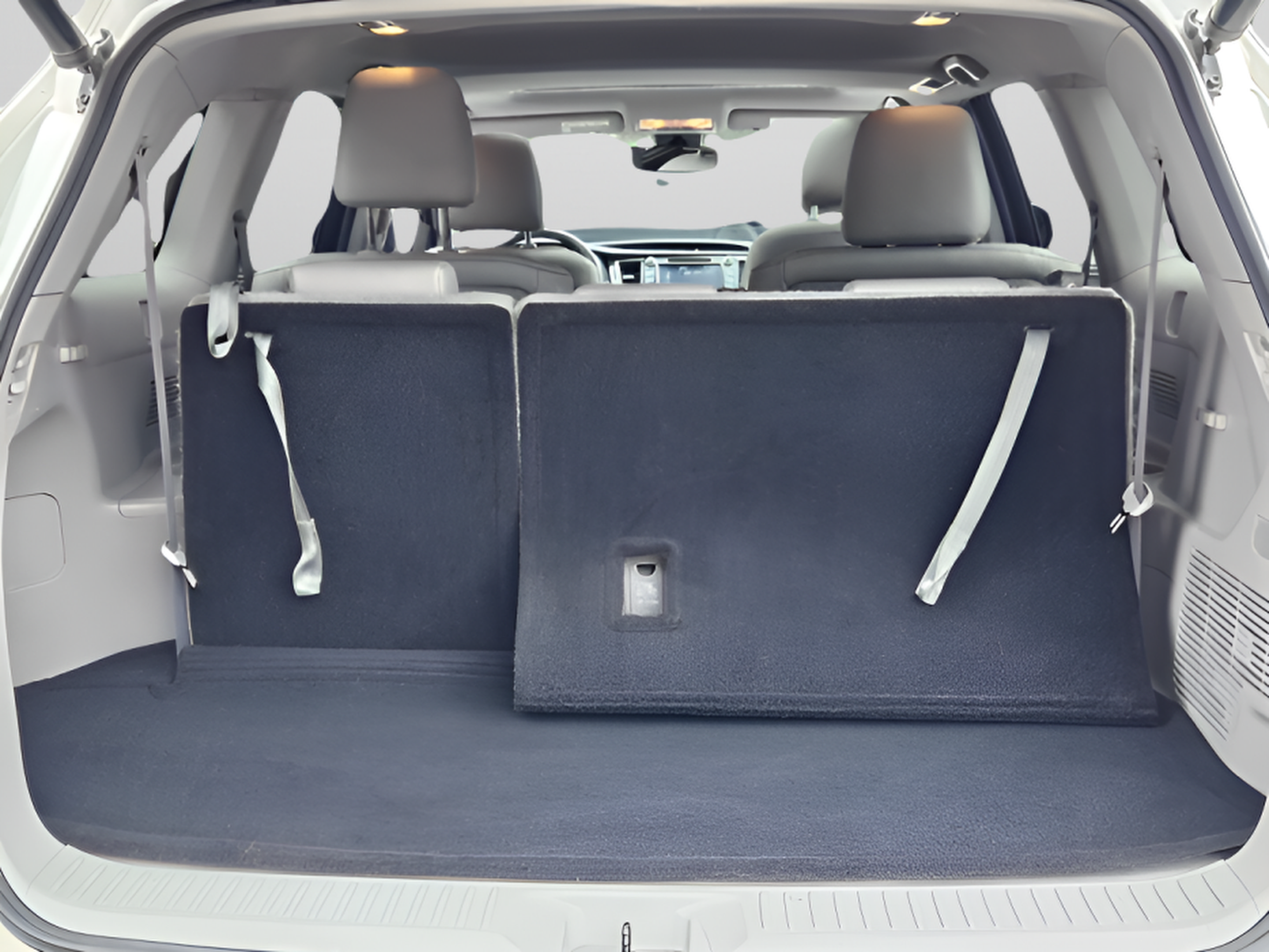 Used 2019 Toyota Highlander Limited FWD image 29
