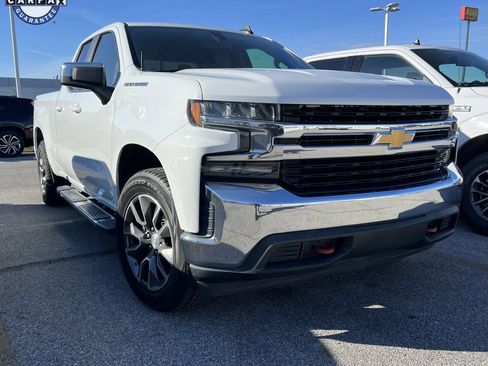 Used 2020 Chevrolet Silverado 1500 LT w/ Trailering Package image 1