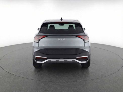 Used 2023 Kia Sportage LX image 8