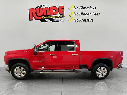 Used 2023 Chevrolet Silverado 2500 LTZ AWD/4WD image 3