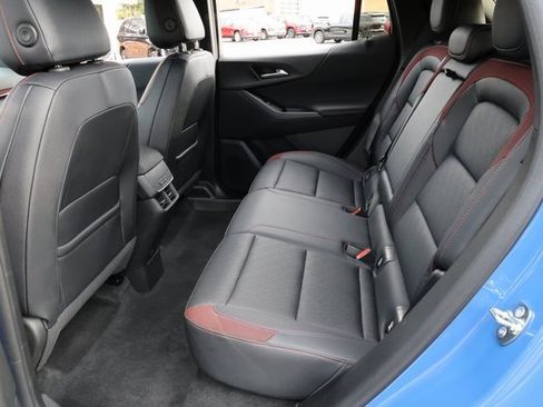 Used 2025 Chevrolet Equinox RS w/ Safety and Technology Package image 18