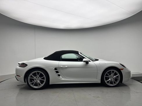 Certified 2025 Porsche 718 Boxster RWD image 12