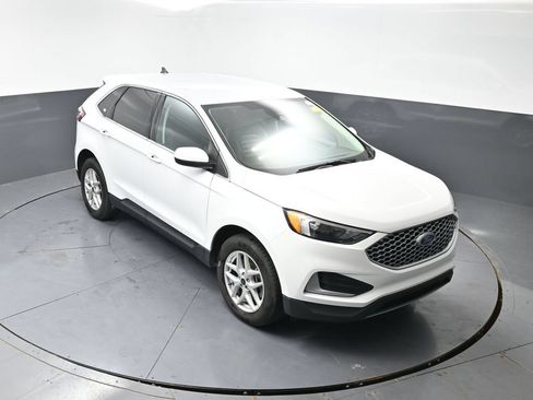 Used 2024 Ford Edge SEL AWD/4WD image 46