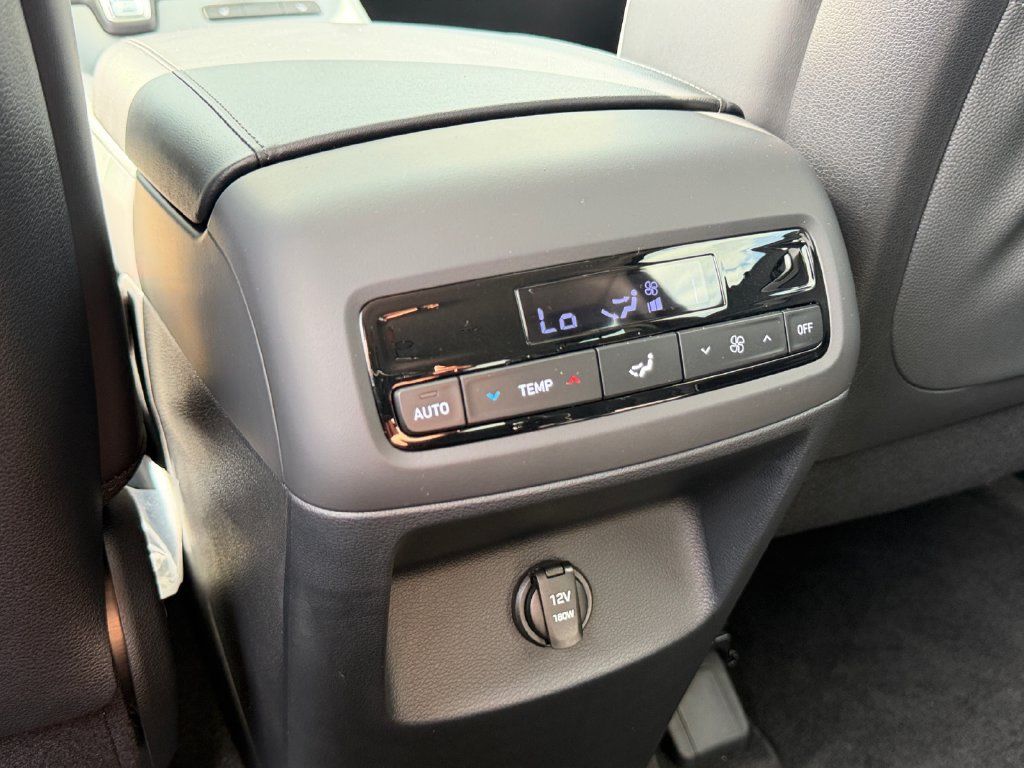 Used 2025 Hyundai Palisade XRT AWD/4WD image 19