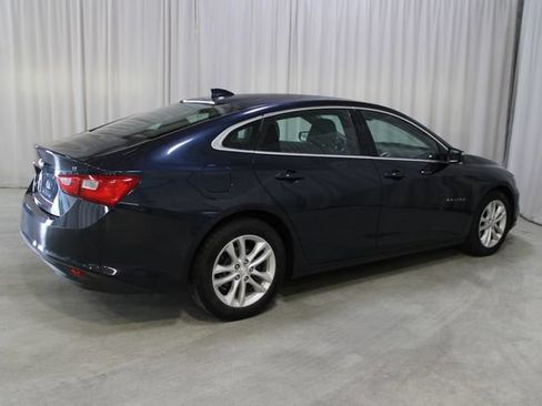 Used 2016 Chevrolet Malibu LT FWD image 28