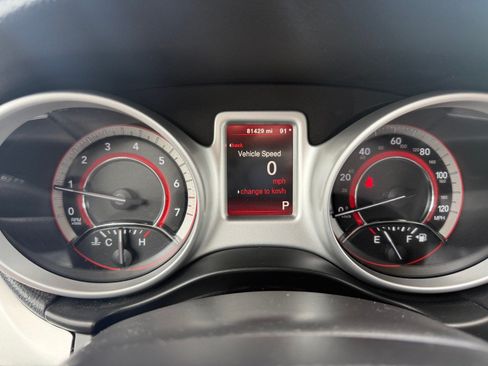 Used 2020 Dodge Journey SE w/ SE Popular Equipment Group FWD image 39