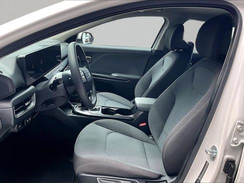 Used 2025 Kia K4 FWD image 21