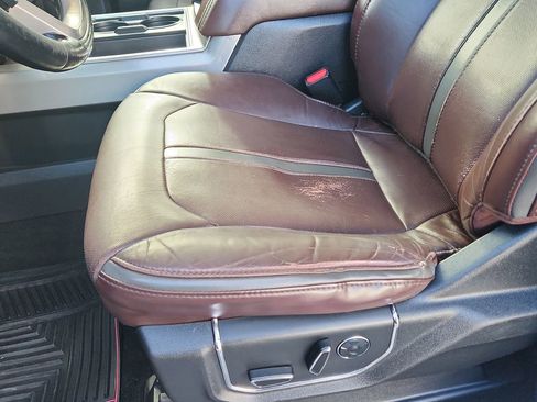 Used 2017 Ford F350 Platinum w/ Platinum Ultimate Package image 7