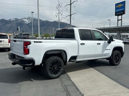 New 2026 Chevrolet Silverado 3500 LT w/ Trail Boss Package AWD/4WD image 24