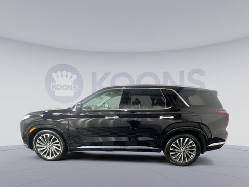 Used 2023 Hyundai Palisade Calligraphy w/ Cargo Package image 2