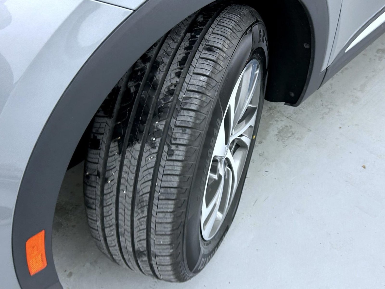 Used 2023 Buick Envision Essence AWD/4WD image 22