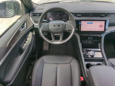 New 2026 Jeep Grand Cherokee L Limited w/ Limited Altitude Package image 20