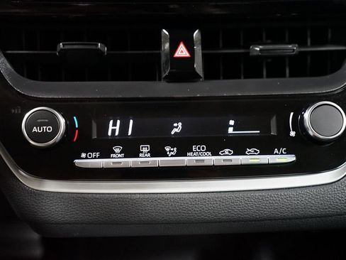 Certified 2024 Toyota Corolla LE image 20