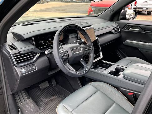 Used 2024 GMC Acadia AT4 w/ Super Cruise Package AWD/4WD image 13