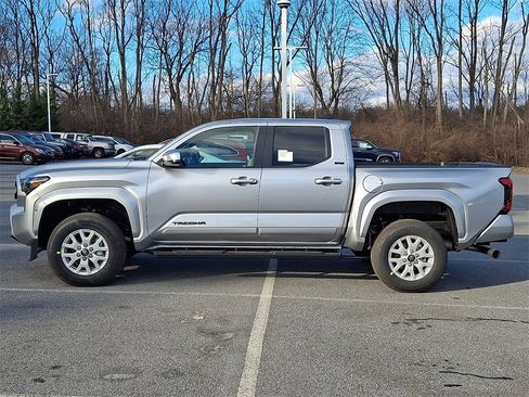 New 2026 Toyota Tacoma SR5 image 8