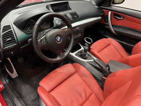 Used 2010 BMW 135i Convertible w/ Premium Pkg image 29