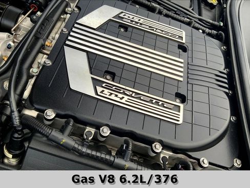 Used 2016 Chevrolet Corvette Z06 w/ 3LZ Preferred Equipment Group image 32