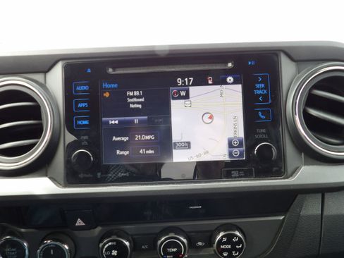 Used 2017 Toyota Tacoma TRD Sport w/ Tow Package image 14