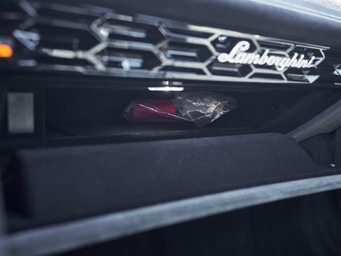 Used 2024 Lamborghini Huracan Sterrato image 59