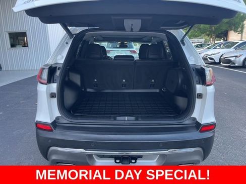 Used 2021 Jeep Cherokee Limited w/ Trailer Tow Group AWD/4WD image 35