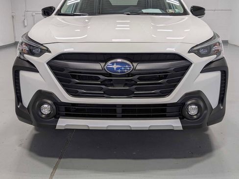 Used 2025 Subaru Outback Limited image 2