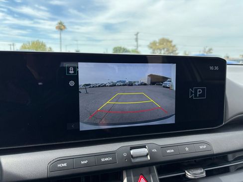 Used 2025 Kia K4 FWD image 22