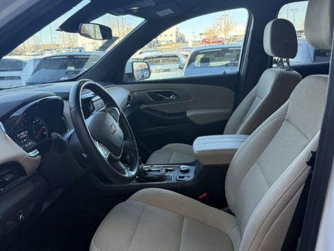 Used 2023 Chevrolet Traverse LT w/ LPO, Floor Liner Package image 26