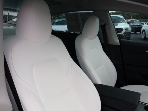 Used 2023 Tesla Model 3 Long Range AWD/4WD image 28