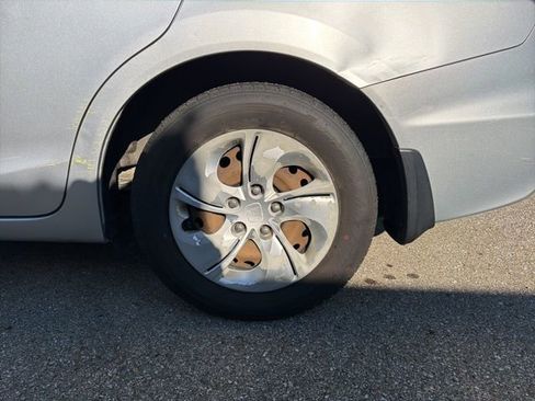 Used 2013 Honda Civic LX image 3