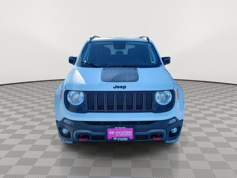 Used 2023 Jeep Renegade Trailhawk image 3