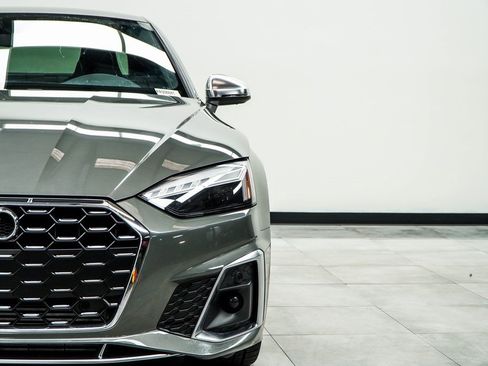 Used 2023 Audi S5 Premium Plus w/ Premium Plus image 4