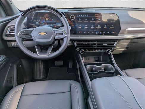 New 2026 Chevrolet Traverse LT w/ Enhanced Driving Package image 14