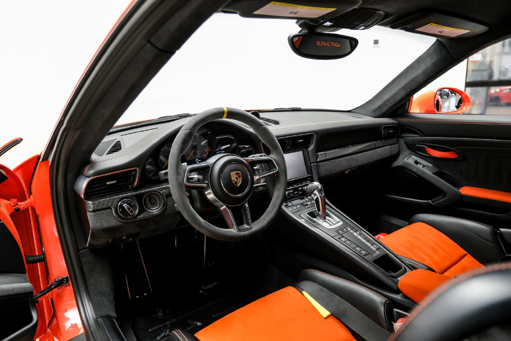 Used 2016 Porsche 911 GT3 RS RWD image 5