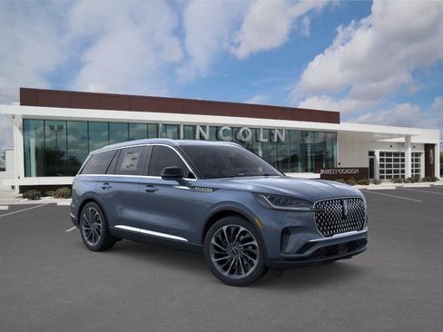 New 2026 Lincoln Aviator Reserve RWD image 7