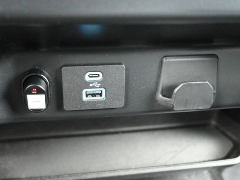 Used 2022 Ford F150 XL w/ Equipment Group 101A High RWD image 13