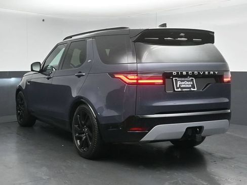 Used 2024 Land Rover Discovery Metropolitan Edition AWD/4WD image 6