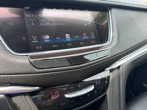 Used 2019 Cadillac XT5 Premium Luxury AWD/4WD image 37