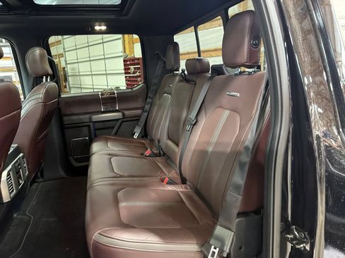 Used 2016 Ford F150 Platinum w/ Equipment Group 701A Luxury AWD/4WD image 12