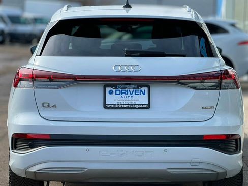 Used 2022 Audi Q4 e-tron Premium w/ Convenience Package AWD/4WD image 4